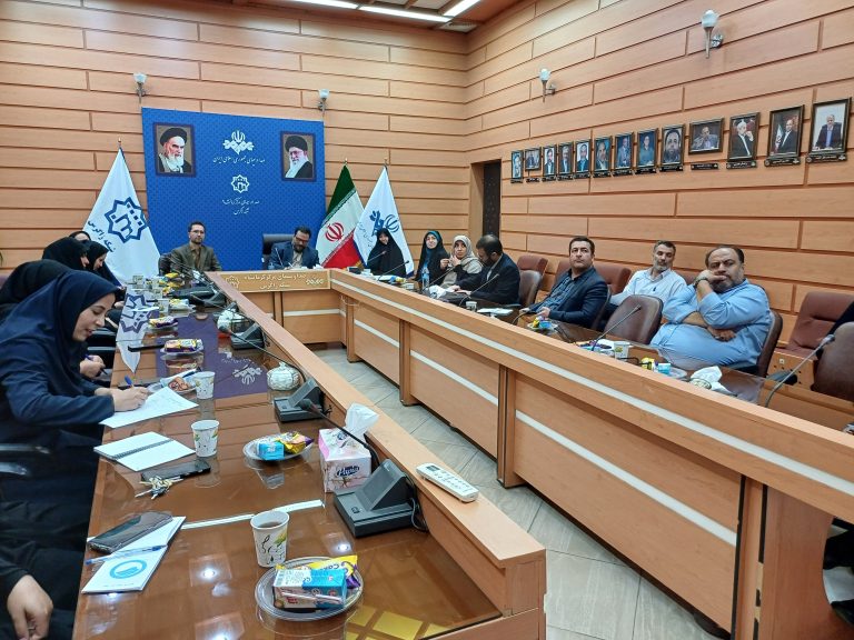 جلسه هم اندیشی بانوان تاثیرگذار کرمانشاهی