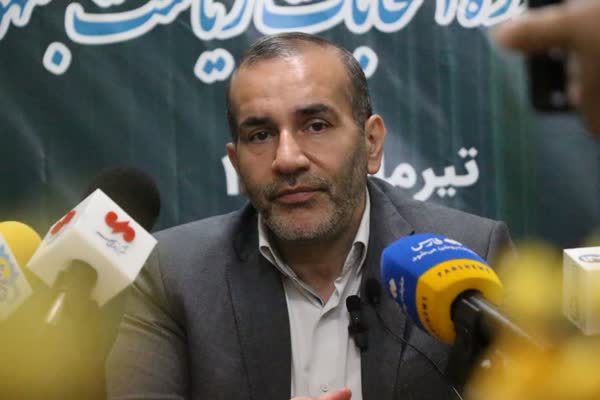 سخن استاندار کرمانشاه با هواداران جلیلی و پزشکیان؛ «برادر، دوست و همراه» هم باشید