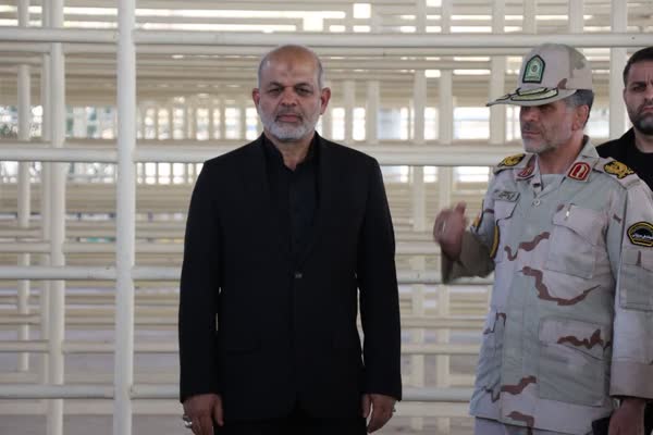 وزیر کشور وارد مرز خسروی شد