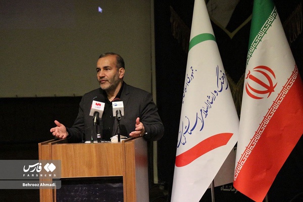 کرمانشاه از استانهای برتر کشور در سرانه فرهنگی هنری است