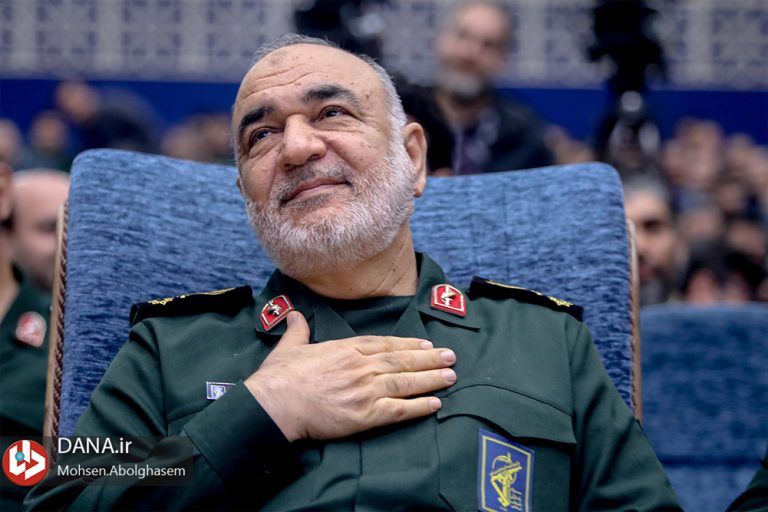 سلامی در جمع زائران: خبرهای خوبی از انتقام خواهید شنید