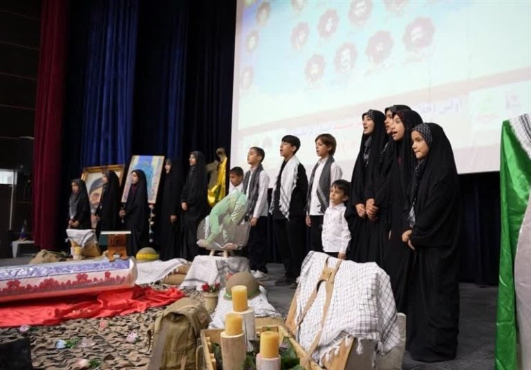 اولین اجلاسیه ی شهدای هنرمند استان کرمانشاه برگزار شد.