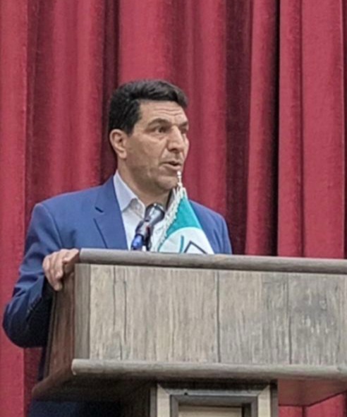 حقوقدانان سفیران حقیقی ترویج دانش حقوقی در جامعه هستند.