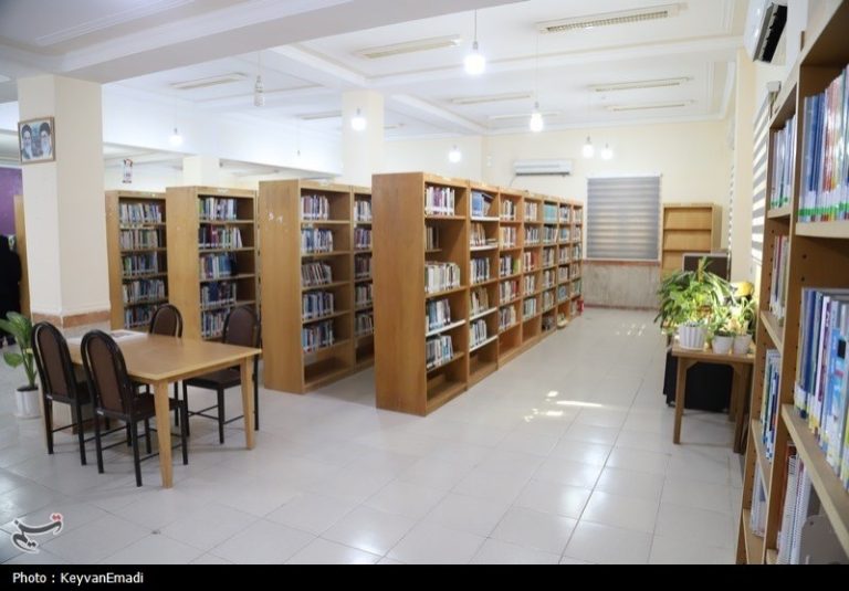 نذر کتاب” به کرمانشاه رسید