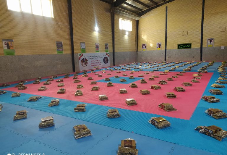 گروههای جهادی و فرهنگی ما در همه صحنه ها به مردم خدمت رسانی می کنند.