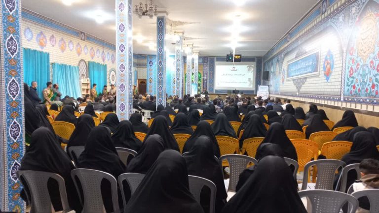 امنیت پایدار مدیون و وامدار خون سرخ شهیدان است.