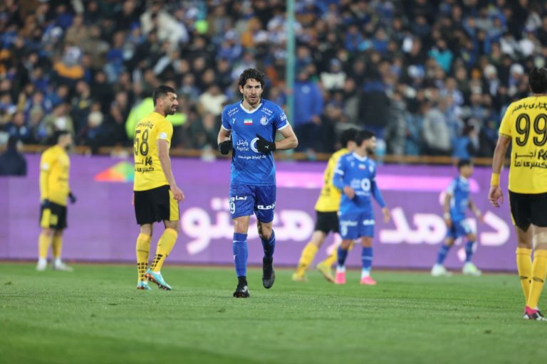 احتمال اندک برگزاری استقلال – سپاهان در آزادی؛ بازگشت آبیها به شهرقدس