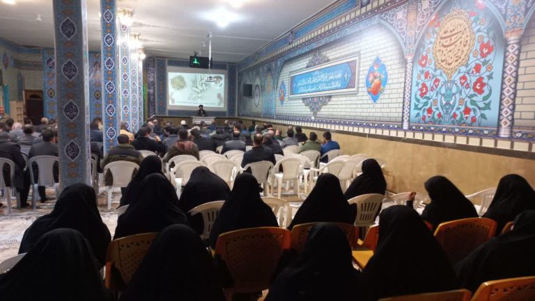 جشن باشکوه میلاد مولا علی علیه السلام در مسجد امام خمینی(ره) برگزار شد.