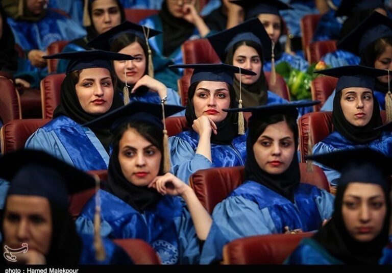 ۶۰ هزار دانشآموخته بیکار در کرمانشاه/ مدرکگرایی بلای جان اشتغال